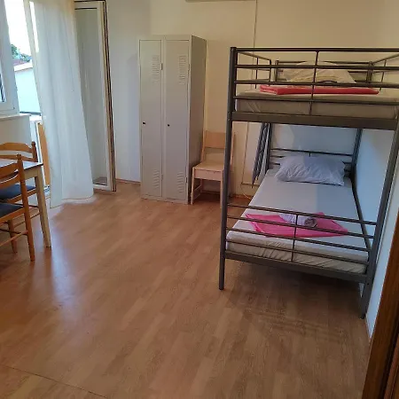 Rasema Hostel Trogir